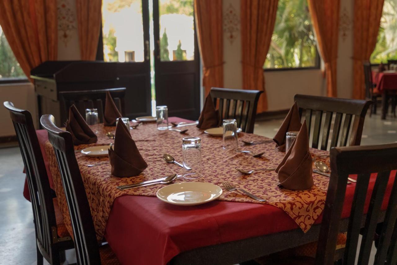 The Udaibagh Hotell Udaipur Eksteriør bilde